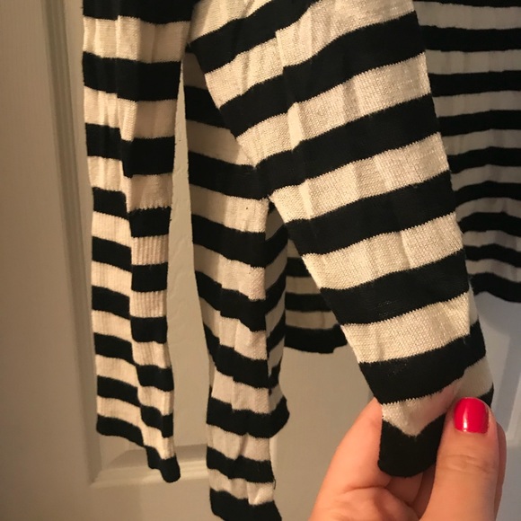Black and White Striped Tunic Sweater - Picture 3 of 4